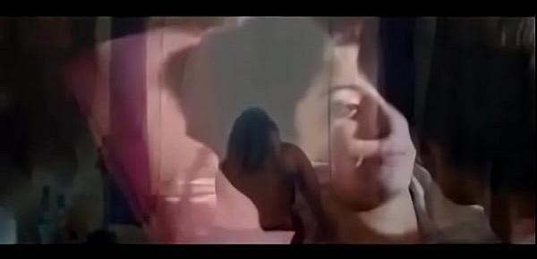  Anushka Sharma All 11 Kissing Scenes Bikini Scenes